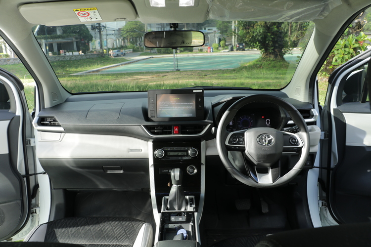 Toyota Veloz (New model)